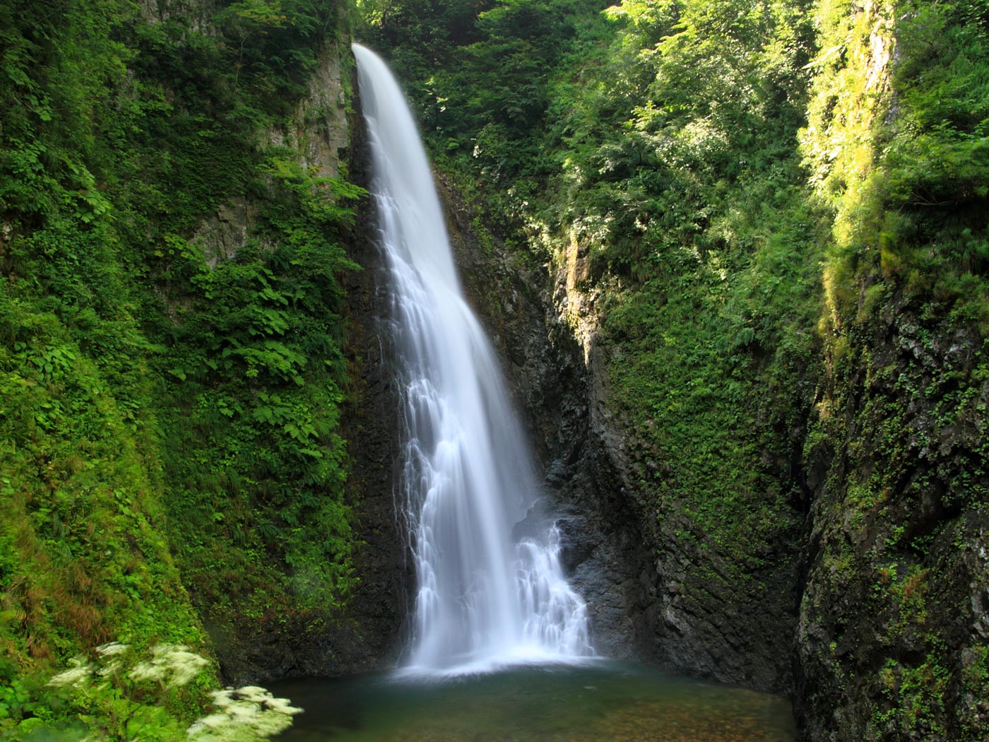 世界遺産白神山地の名瀑・暗門の滝 | 壁紙自然派 - 楽天ブログ